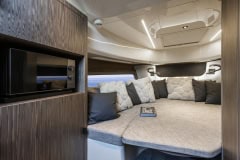 A32-LUXURY-TENDER-114