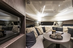 A32-LUXURY-TENDER-139