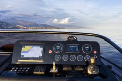 A32-LUXURY-TENDER-321