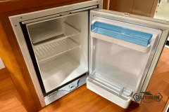 47151F28-007B-4422-928F-01964681F2EA