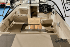 Bayliner-VR5-44