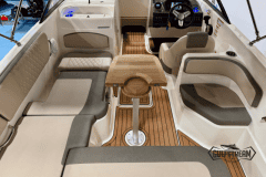Bayliner VR6