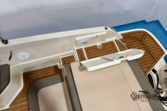 Bayliner VR6