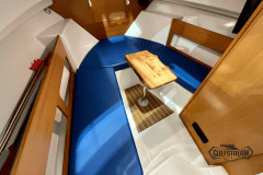 E309B781-080C-4C69-B9D0-FC8FABA2BD92