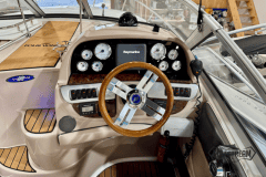 four-Winns-V258-10
