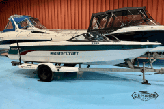 7F315BAE-20E4-4CB5-A1F8-0F75398EE296