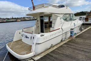 Jeanneau Prestige 32 for Sale at GulfStream Boat Sales