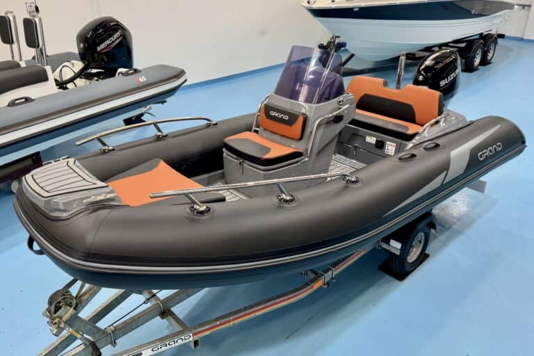 Grand G420 for Sale At GulfStream Boat Sales