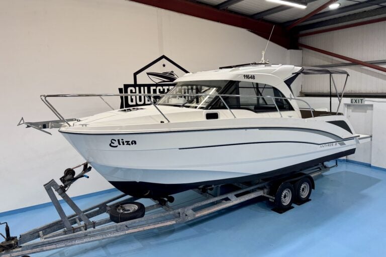 Beneteau Antares 8 For Sale at GulfStream Boat Sales